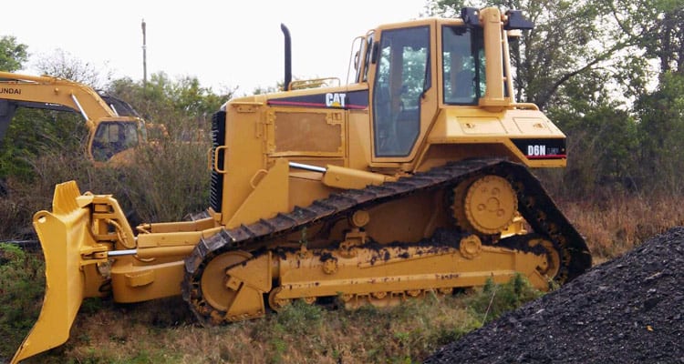 750x400 Bulldozer Painting Caterpillar Bulldozer Sandblast Amp Paint - Bulldozer Painting