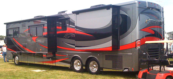 600x273 Motorhome Painting - Bus Painting