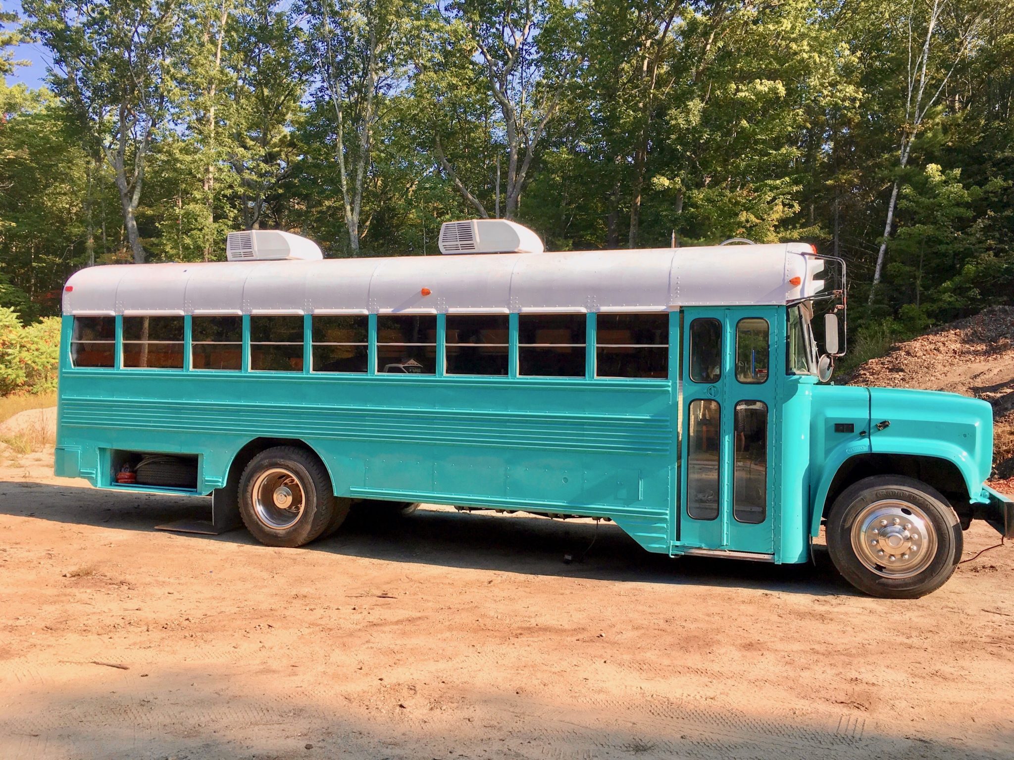 2048x1536 Painting Our Bus A Test Of Patience Amp Dedication To The Tiny - Bus Painting