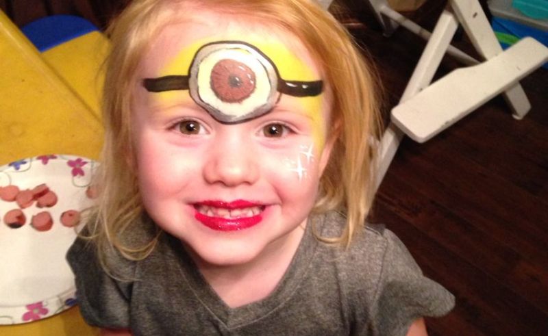 800x491 Simple Minion Face Paint - Buzz Lightyear Face Painting