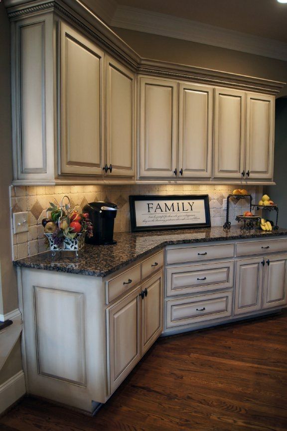 576x865 Antique White Kitchen Cabinets After Glazing.jpg Homeliving - Cabinet Painting