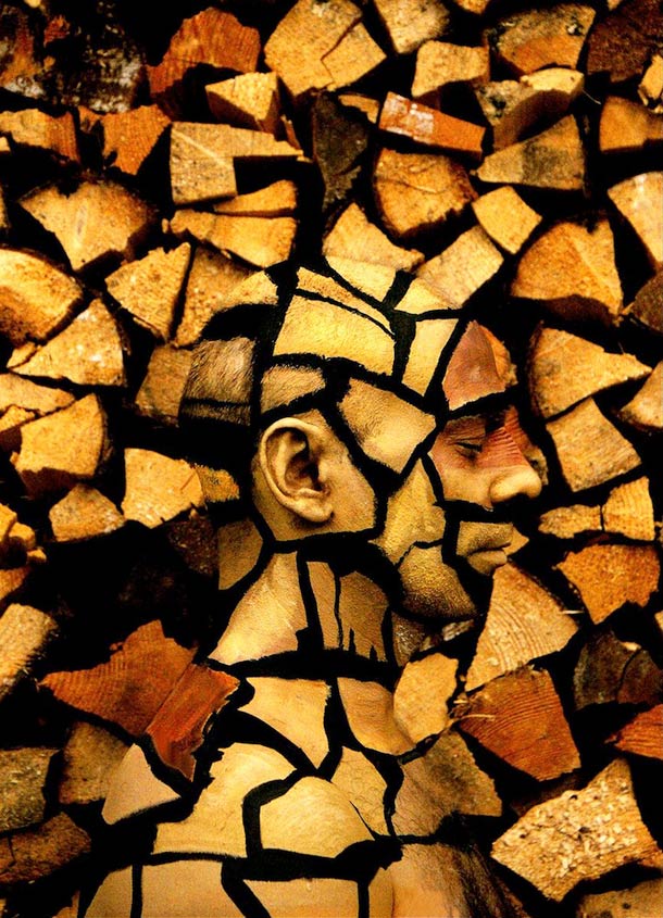 610x845 Incredible Camouflage Body Paintings By Johannes - Camouflage Painting