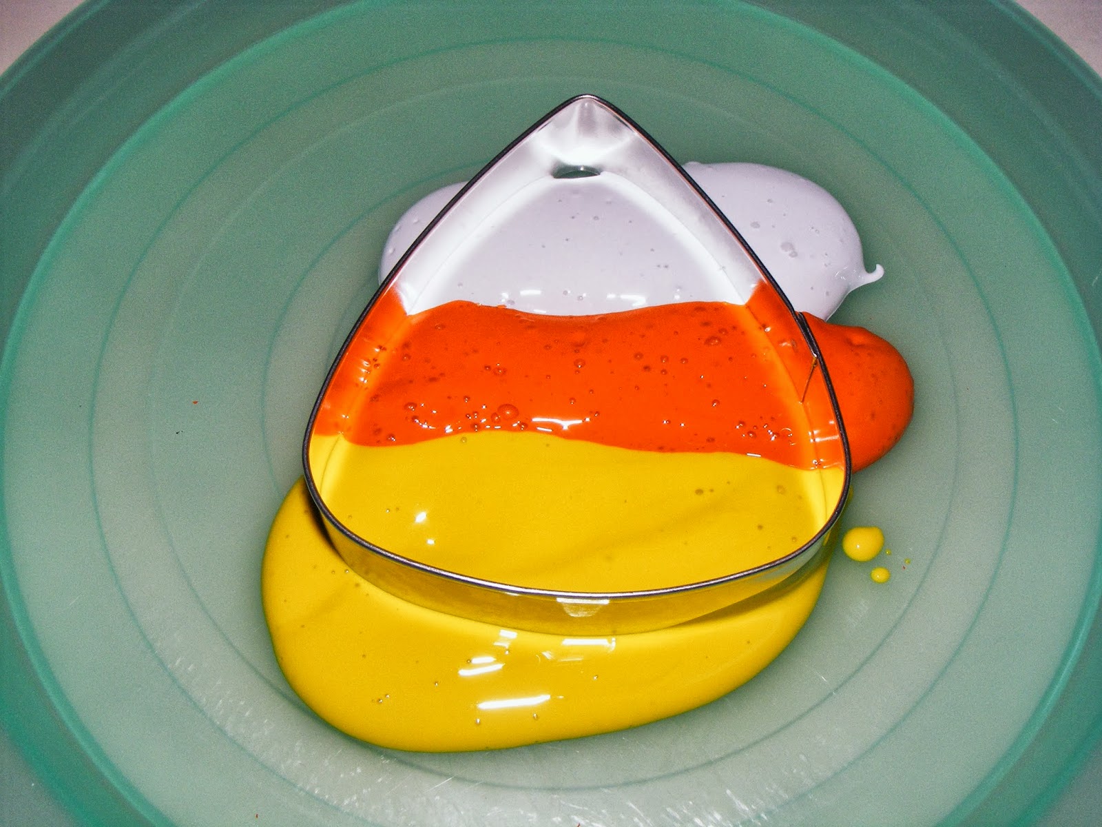 1600x1200 Kidspert Candy Corn Painting - Candy Corn Painting