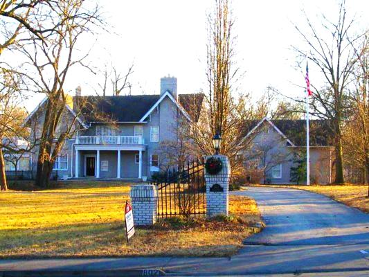 533x400 Marvellous Painting Columbia Mo Paint And Decorating Specialists - Canvas Painting Columbia Mo