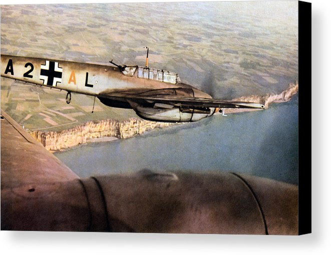 661x510 Wwii German Bf 110 Over English Channel Canvas Print Canvas Art - Canvas Painting For Boyfriend