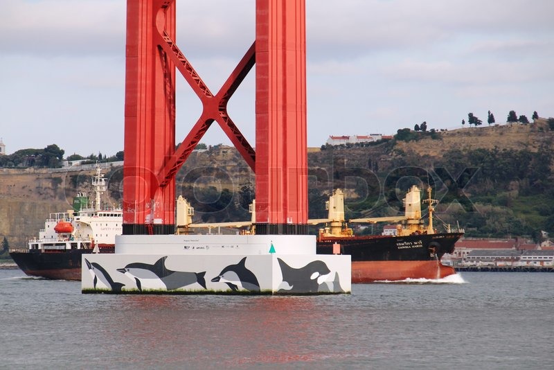 800x534 Vessel, Ship, Cargo Ship, Dolfin , Bottlenose, Grafitti, Art - Cargo Ship Painting