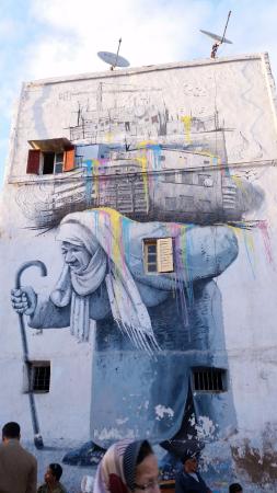 253x450 Street Art - Casa Blanca Painting