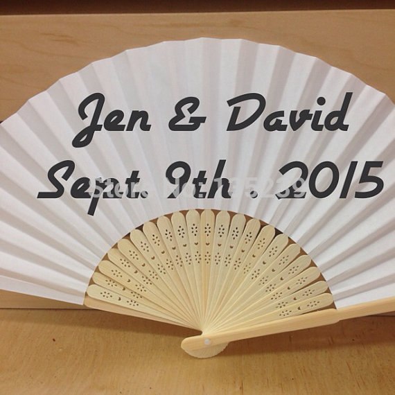 570x570 White Paper Hand Fan With Organza Bag Wedding Souvenir For Guests - Casamento Painting