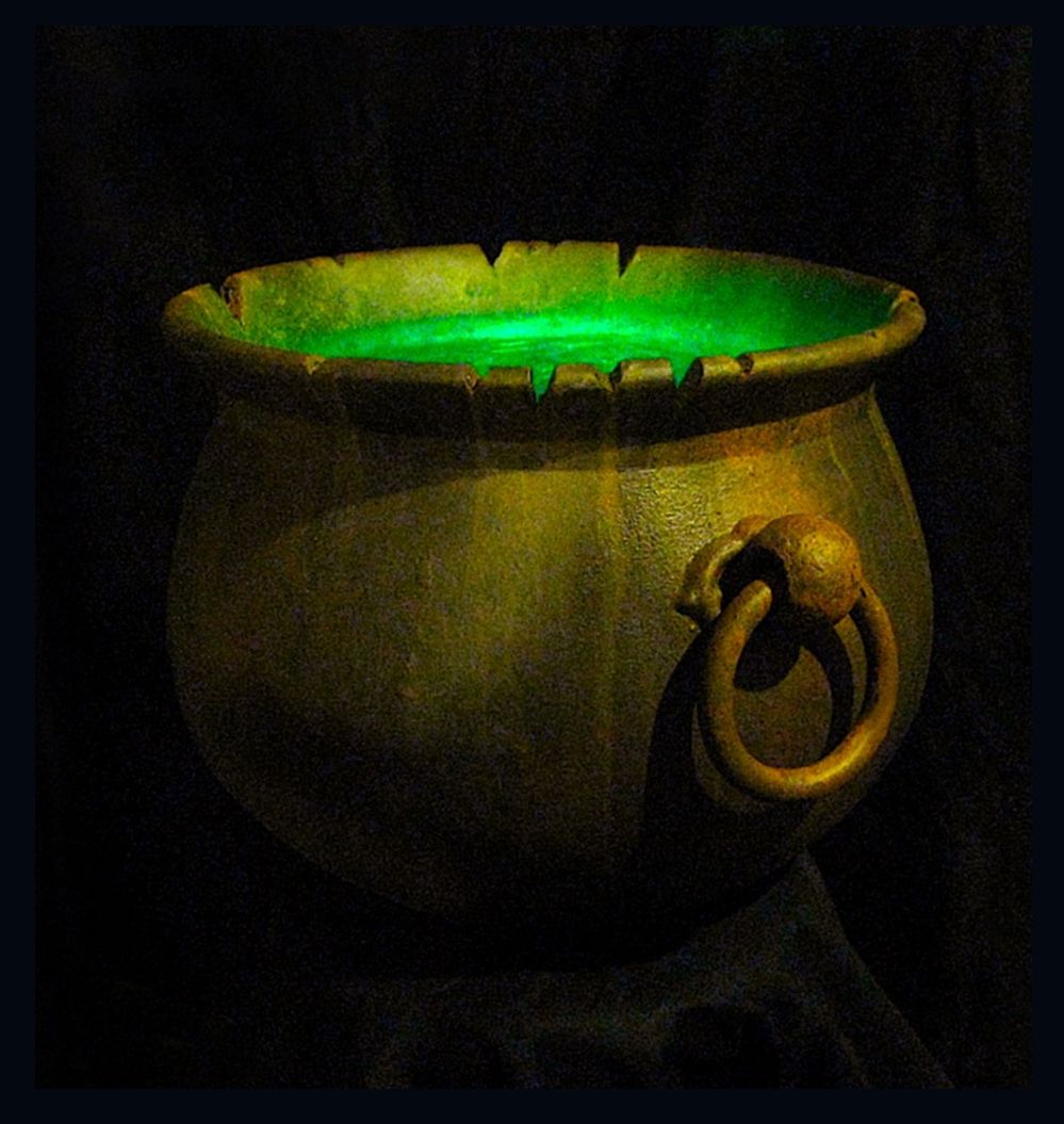 999x1055 Dave Lowe Design The Blog 79 Days - Cauldron Painting