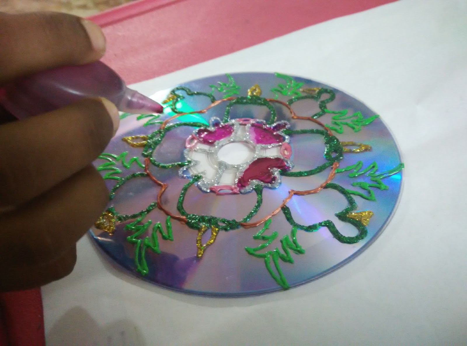 1600x1186 Maheswari's Craft Ideas Painting On Cd - Cd Painting