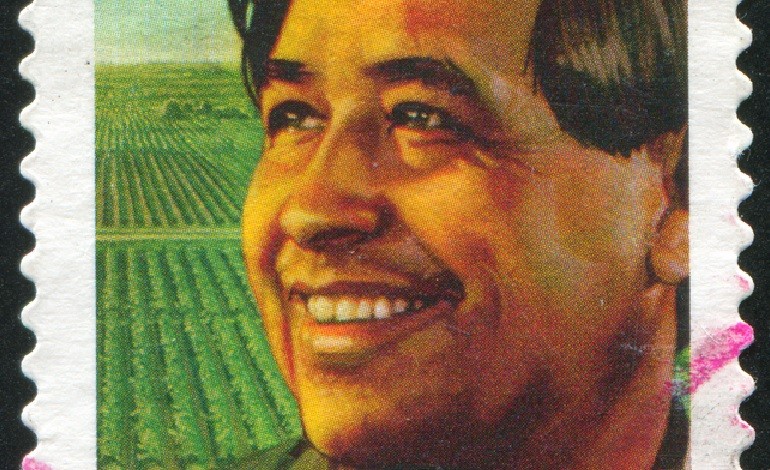 770x470 In 7 Images A Brief History Of The Latino Icon In Photos - Cesar Chavez Painting