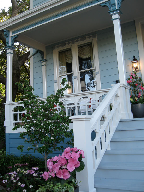 600x800 Exterior Painting - Charmed Painting