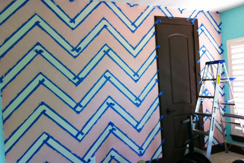 500x333 How To Paint A Chevron Wall - Chevron Painting
