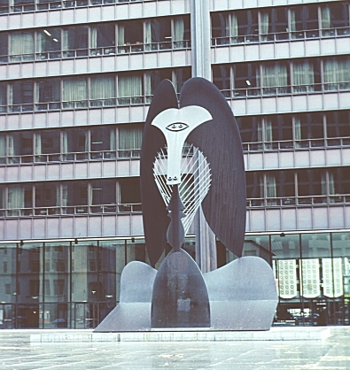 395x418 Images Of Chicago Picasso, 1967, Chicago, Illinois, By Pablo - Chicago Picasso Painting