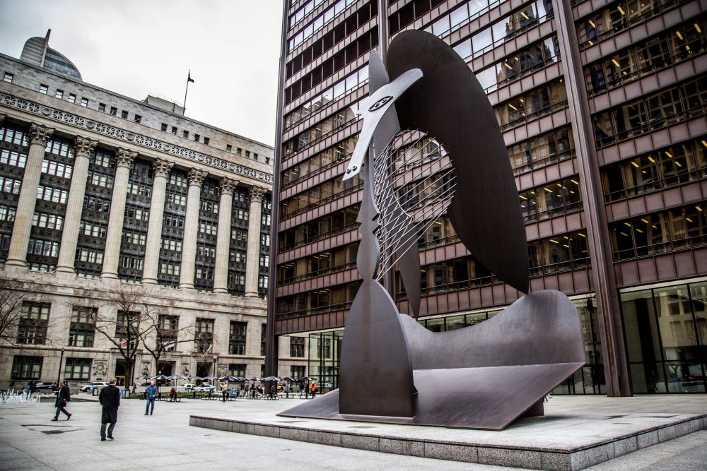 1000x667 Art News Chicago's Picasso Turns 50, Virtual Van Gogh Exhibition - Chicago Picasso Painting