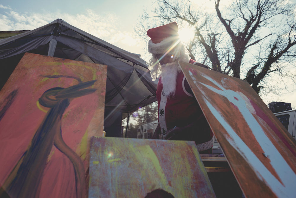 1000x668 Insider Art Why Chicken Man Ernest Lee Stands For Columbia - Chicken Man Painting