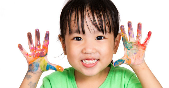 650x340 Preparing For Finger Painting Activities With Young Children - Children Painting