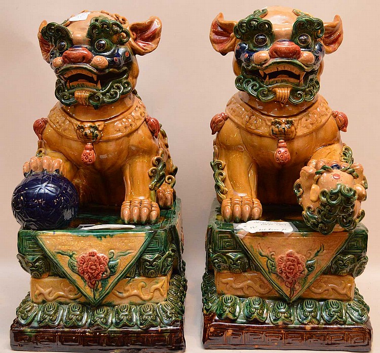 750x697 Pair Terracotta Chinese Foo Dogs, Malend Female, Painted - Chinese Foo Dog Painting