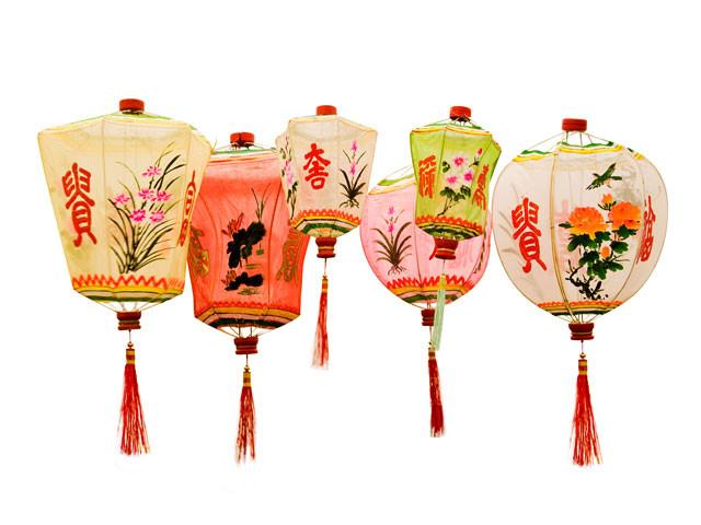 640x480 Hand Painted Mesh Gauze Lantern Pearl River Mart - Chinese Lantern Painting