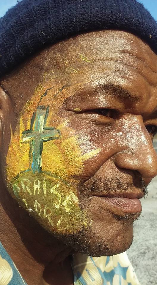 528x960 Christian Face Paint By Funfacesballoon - Christian Face Painting