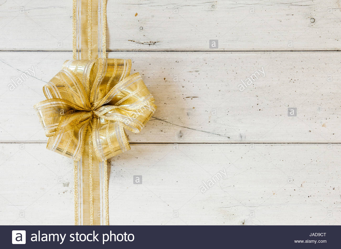 1300x949 Metallic Gold Decorative Christmas Bow Forming A Border - Christmas Bow Painting