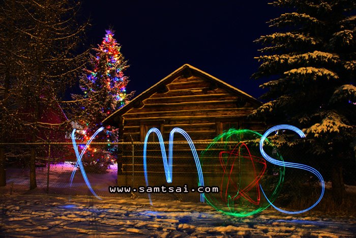 700x467 Grande Prairie Museum Christmas Lights - Christmas Lights Painting