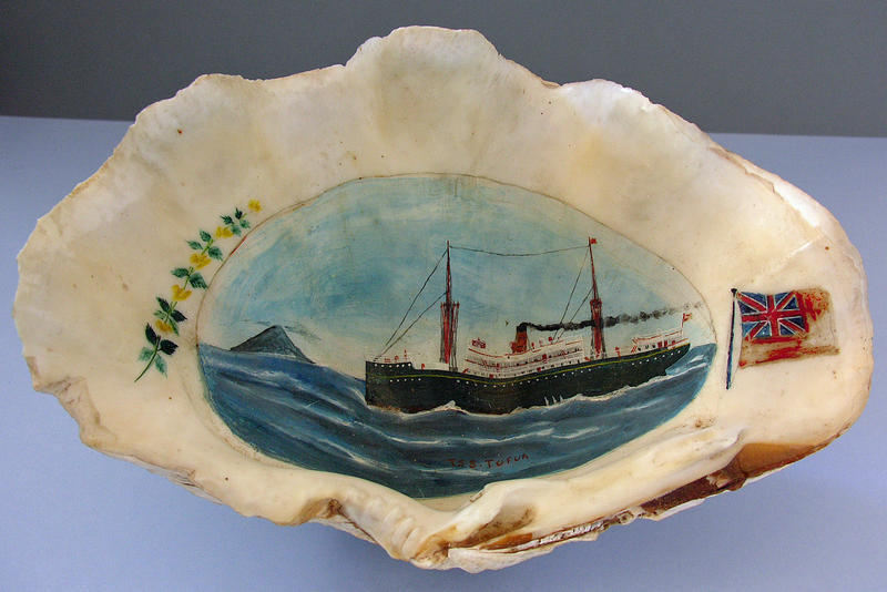 800x534 Clam Shell With Painting Of Tss Tofua, Union Steam Ship Company - Clam Shell Painting