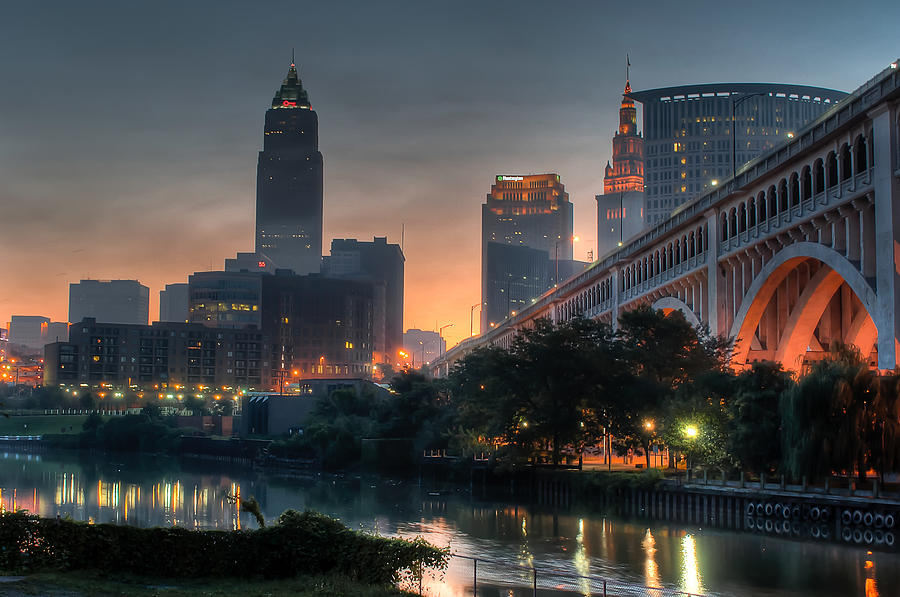 900x597 Cleveland Skyline At Dawn Photograph By At Lands End Photography - Cleveland Skyline Painting