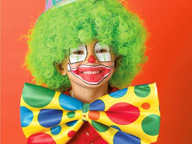 380x285 Halloween Face Painting Designs 8 Easy Ideas Reader's Digest - Clown Face Painting
