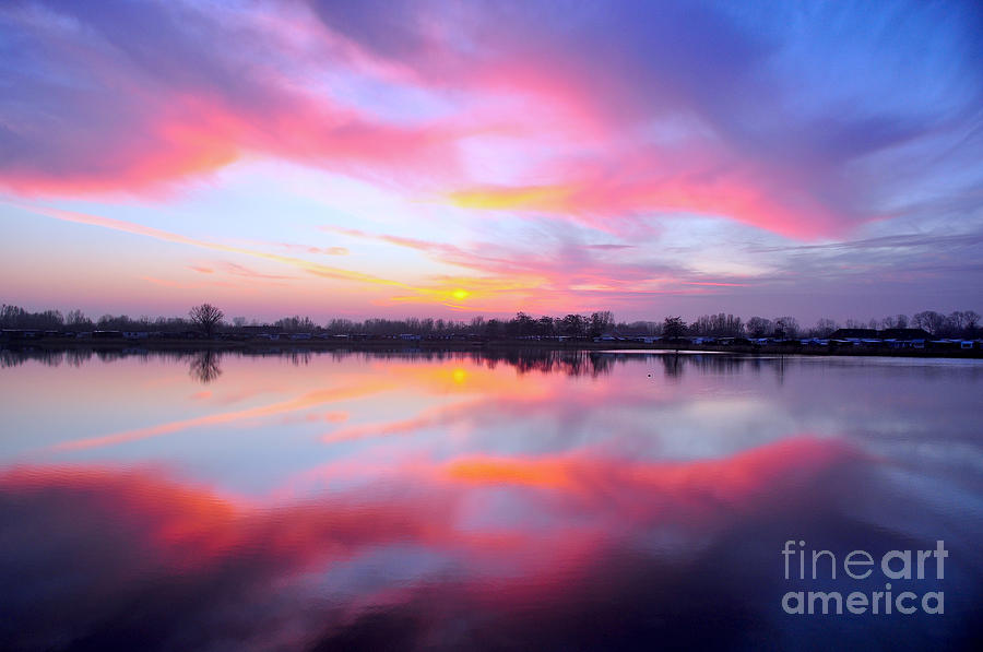 900x597 Colourful Sky At Cuxhaven, Germany Painting By Rod Jellison - Colorful Sky Painting