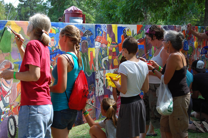 800x532 Giant Community Painting Party Sf Funcheap - Community Painting