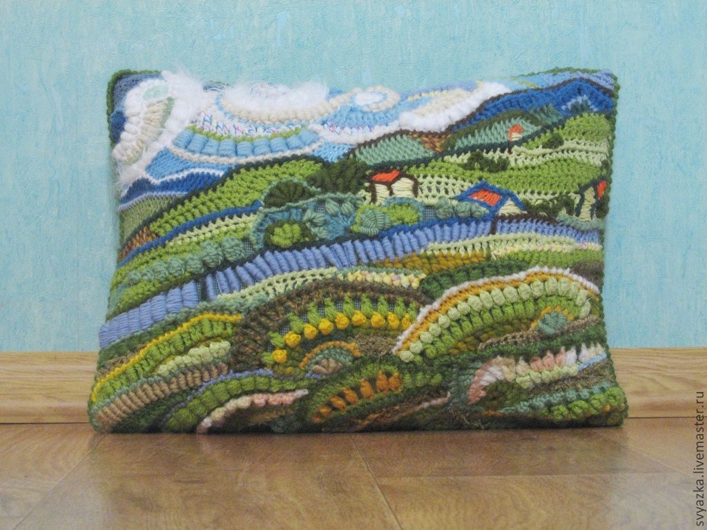 1024x768 A057387147 Dlya Doma Interera Vyazanaya Dekorativnaya Navolochka - Crochet Painting