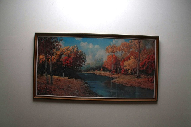 640x427 The Crooked Picture Caity Rose - Crooked Painting