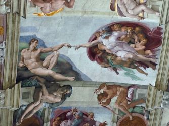 334x250 In 1508 Pope Julius Ii Commissioned Michelangelo To Decorate - Da Vinci Ceiling Painting