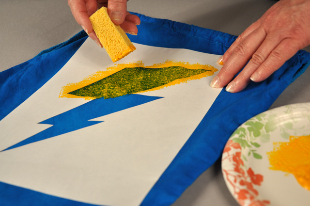 640x425 Superhero Freezer Paper Stenciled Drawstring Backpacks - Dab Painting