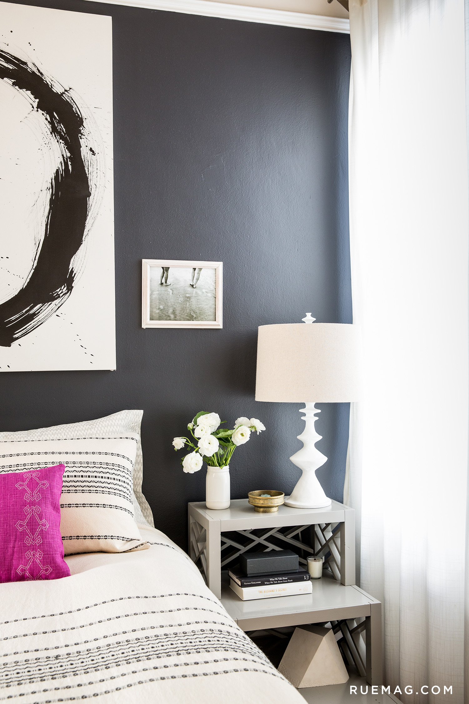 1500x2250 Designer Lauren Nelson Invites Us Into Her Sunny San Francisco - Days End Painting