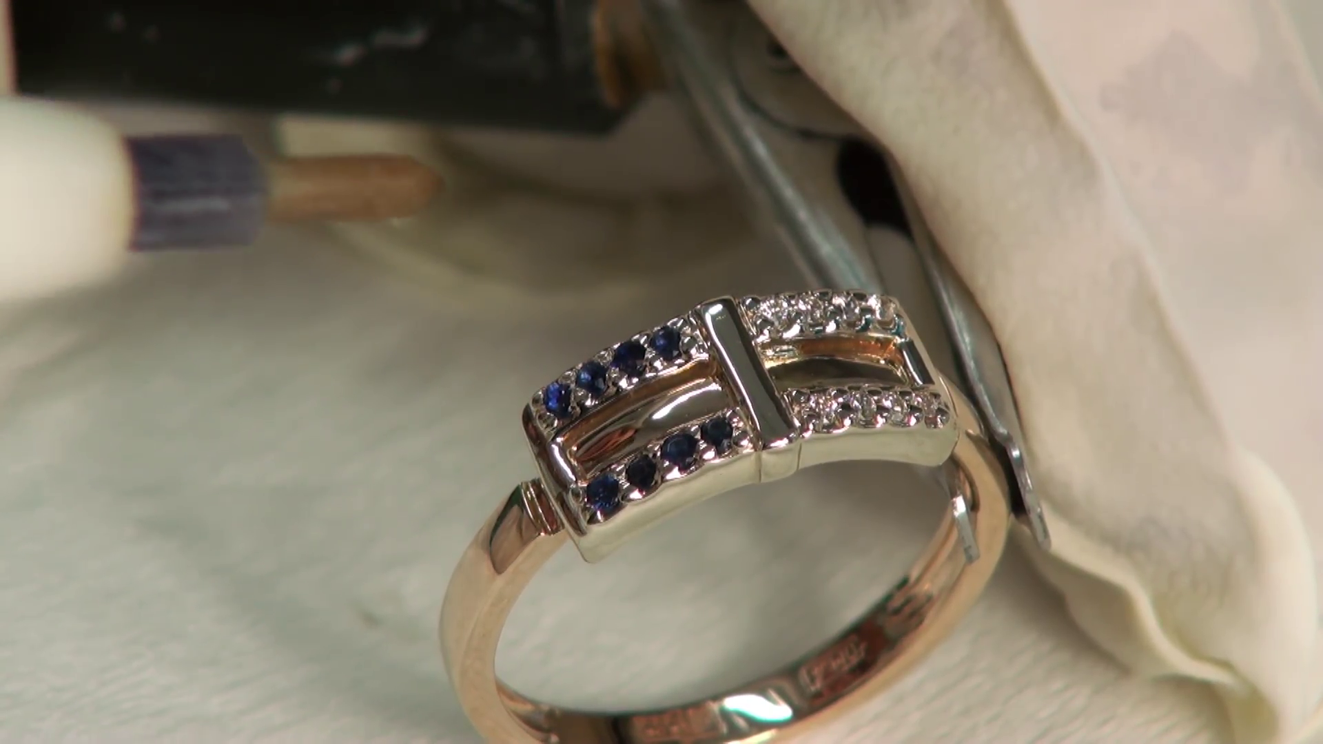 1920x1080 Painting Gems Acid In Jewelry. Production And Making Manufacturing - Diamond Ring Painting