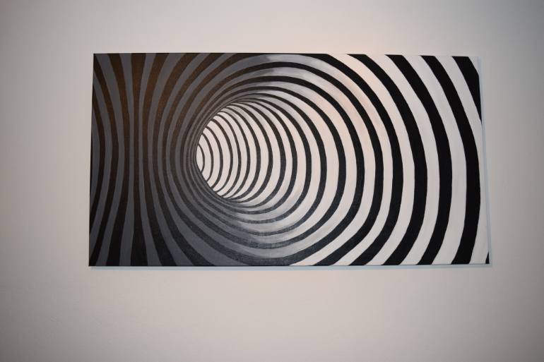 770x513 Saatchi Art 3d 3 Dimensional Black And White Art Deco Tunnel - Dimensional Painting