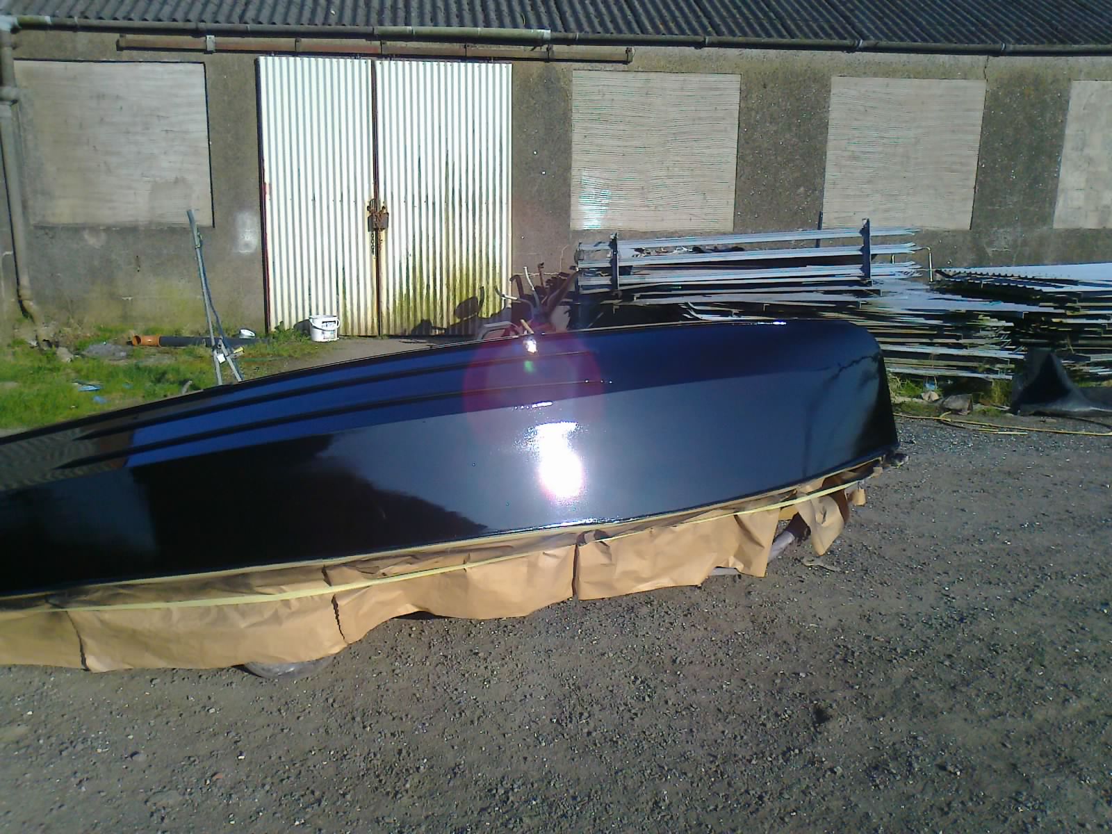 1600x1200 Wooden Gp14 Racing Dinghy Painting From Bare Wood To Mirror Finish. - Dinghy Painting