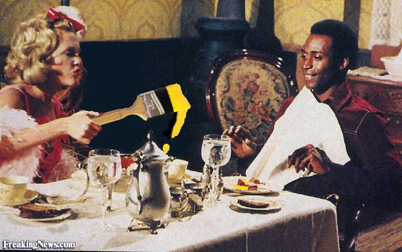 800x502 Woman Painting - Dinner Table Painting