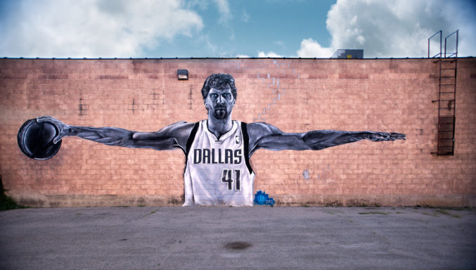 677x384 Dallas' Most Instagrammable Walls - Dirk Nowitzki Painting