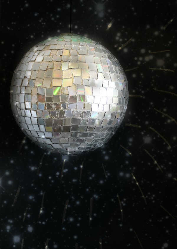 600x842 A Diy Disco Ball Made From Old Cds - Disco Ball Painting