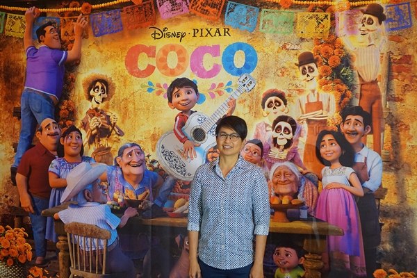 600x400 Interview With Coco's Gini Santos, Pixar's First Ever Female - Disney Coco Painting