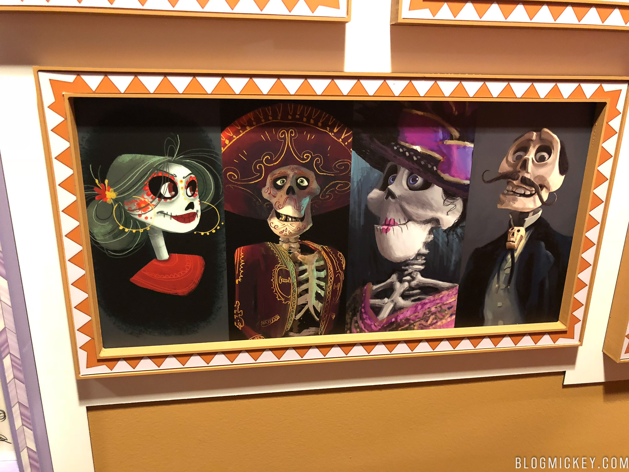 2000x1500 Coco Preview Walt Disney Presents 11052017 12 - Disney Coco Painting