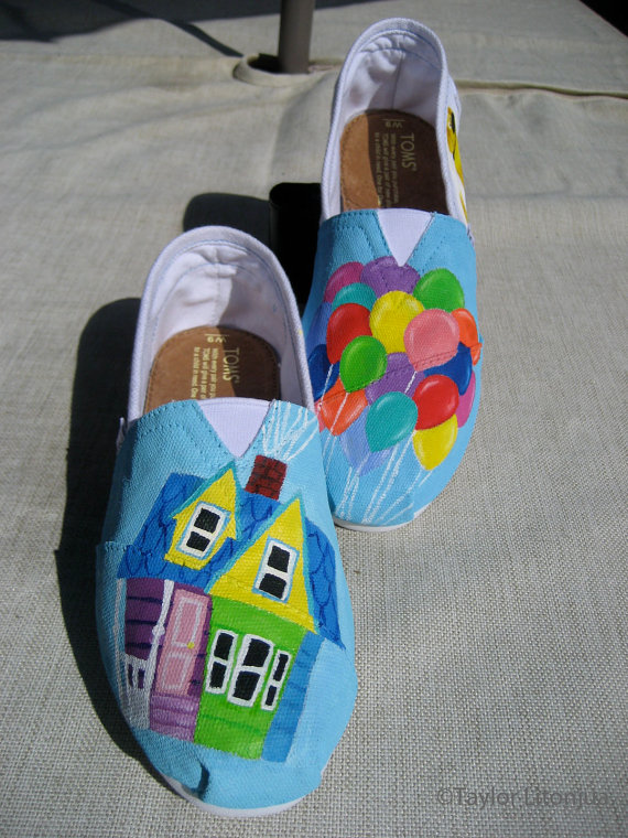 570x760 Disney Pixar's Up Custom Fan Painted Tom's Shoes - Disney Pixar Up Painting