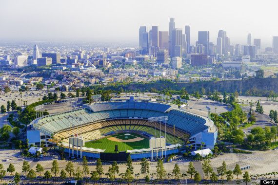 570x380 8 Ways You Know It's Autumn In La Dodger Stadium - Dodger Stadium Painting