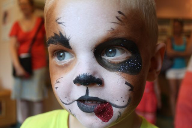 640x427 Heritage Day - Dog Face Painting