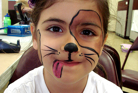 444x300 Ingrid Alvarez Face Painting Puppy Dog Girl - Dog Face Painting