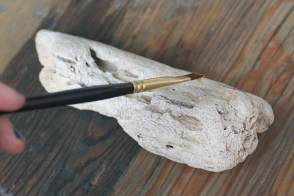 580x387 Painting Driftwood Free People Blog - Driftwood Painting