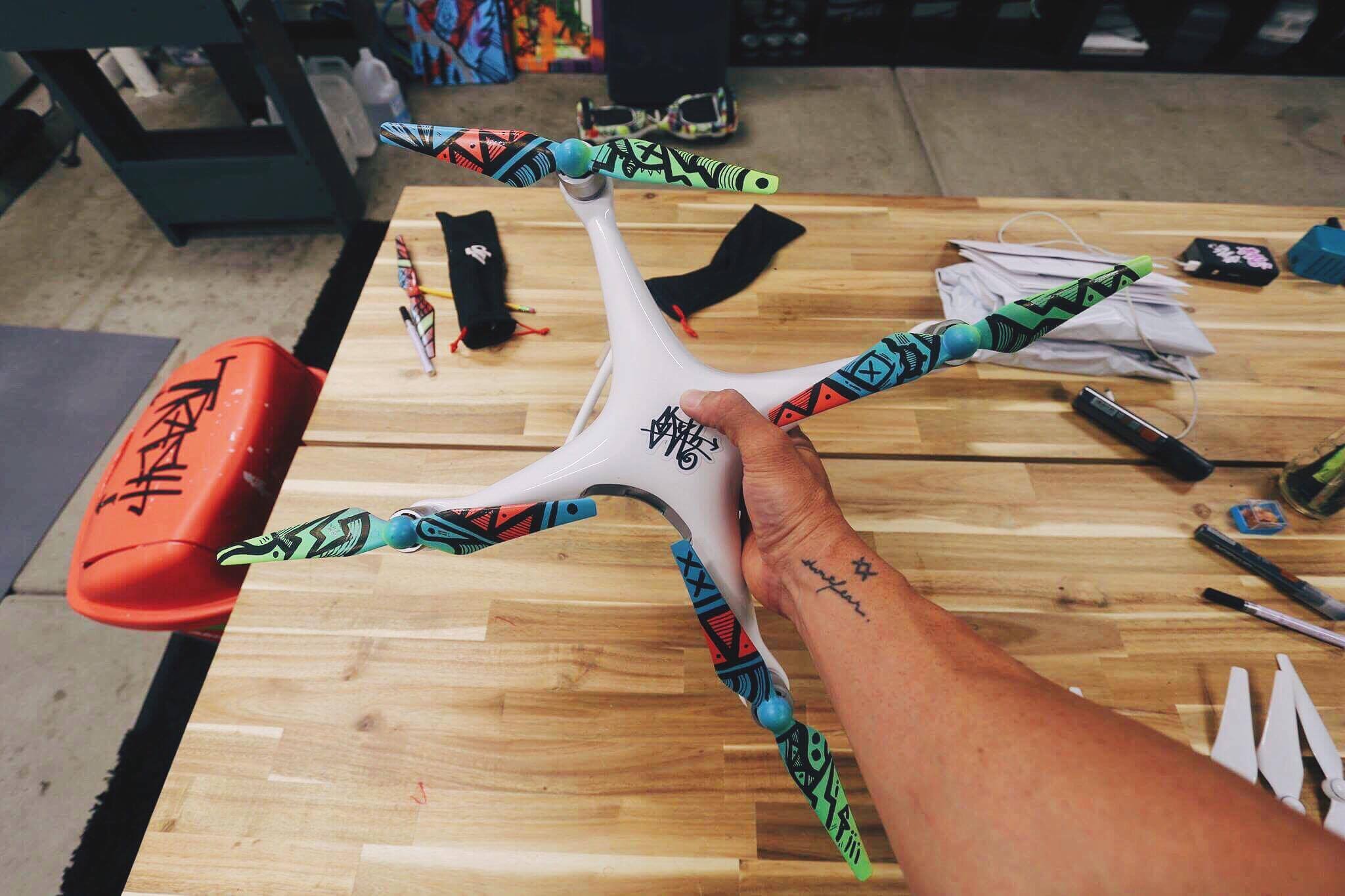 2048x1365 Custom Painting A Dji Phantom 4 Drone - Drone Painting